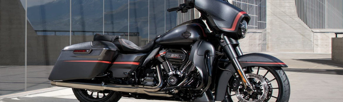 2018 Harley-Davidson® CVO™ Street Glide®  for sale in Dillon Brothers Harley-Davidson®, Omaha, Nebraska